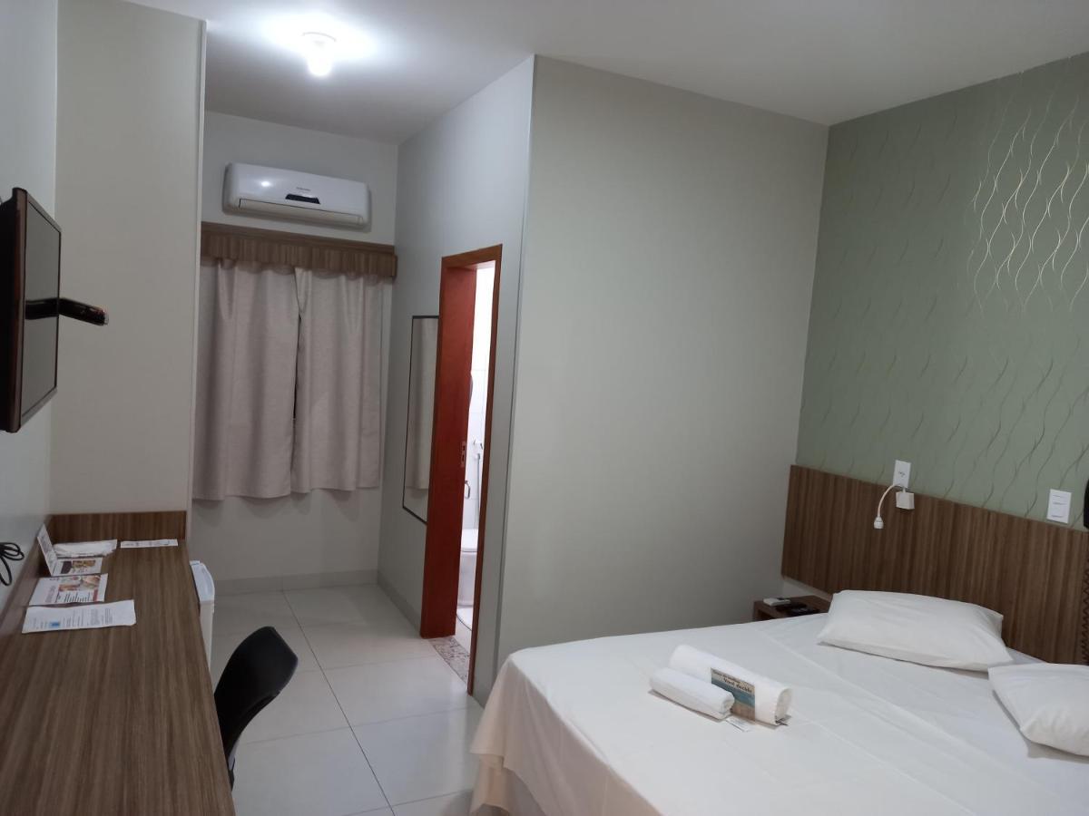 Hotel Mandino อัลตาฟลอเรสตา ภายนอก รูปภาพ