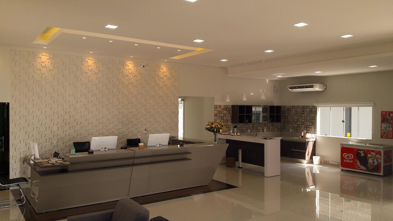 Hotel Mandino อัลตาฟลอเรสตา ภายนอก รูปภาพ