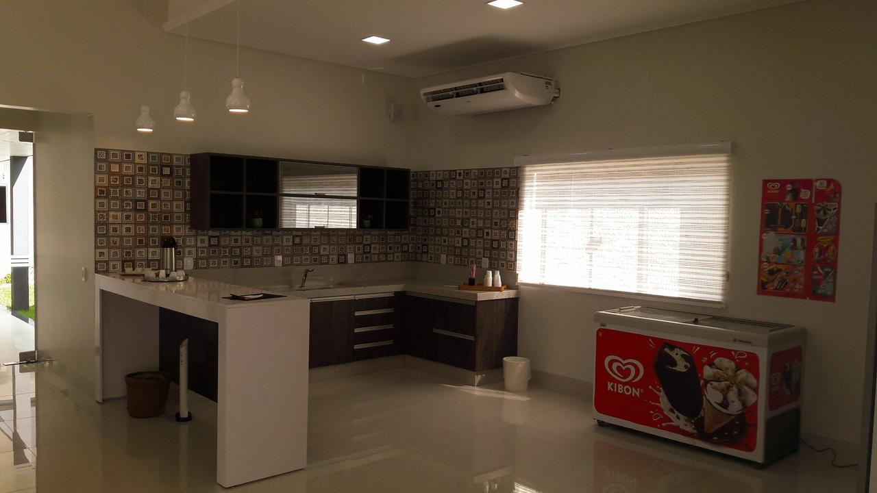 Hotel Mandino อัลตาฟลอเรสตา ภายนอก รูปภาพ